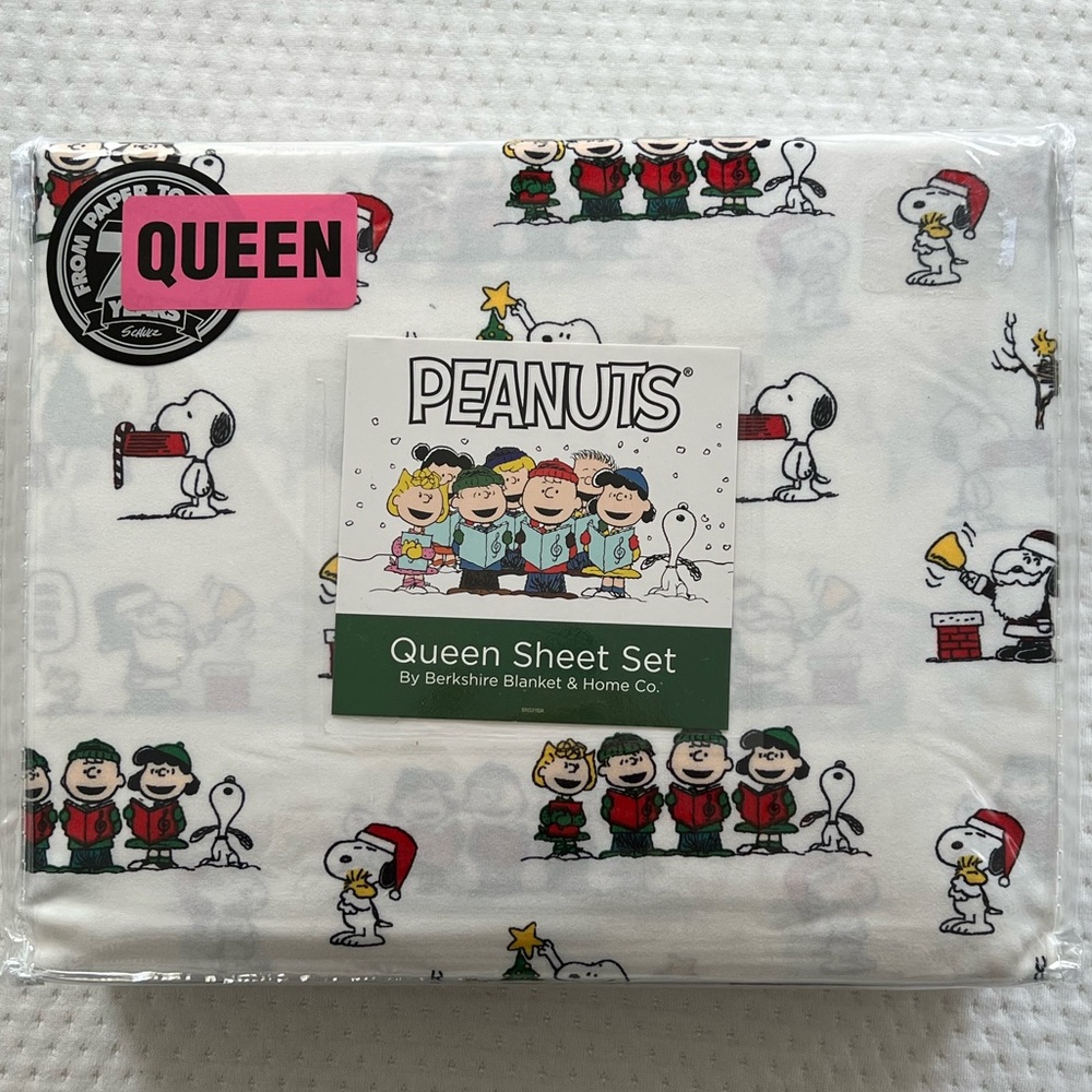 Peanuts Snoopy Merry Christmas Tree sheets set Queen size - Picture 3 of 6